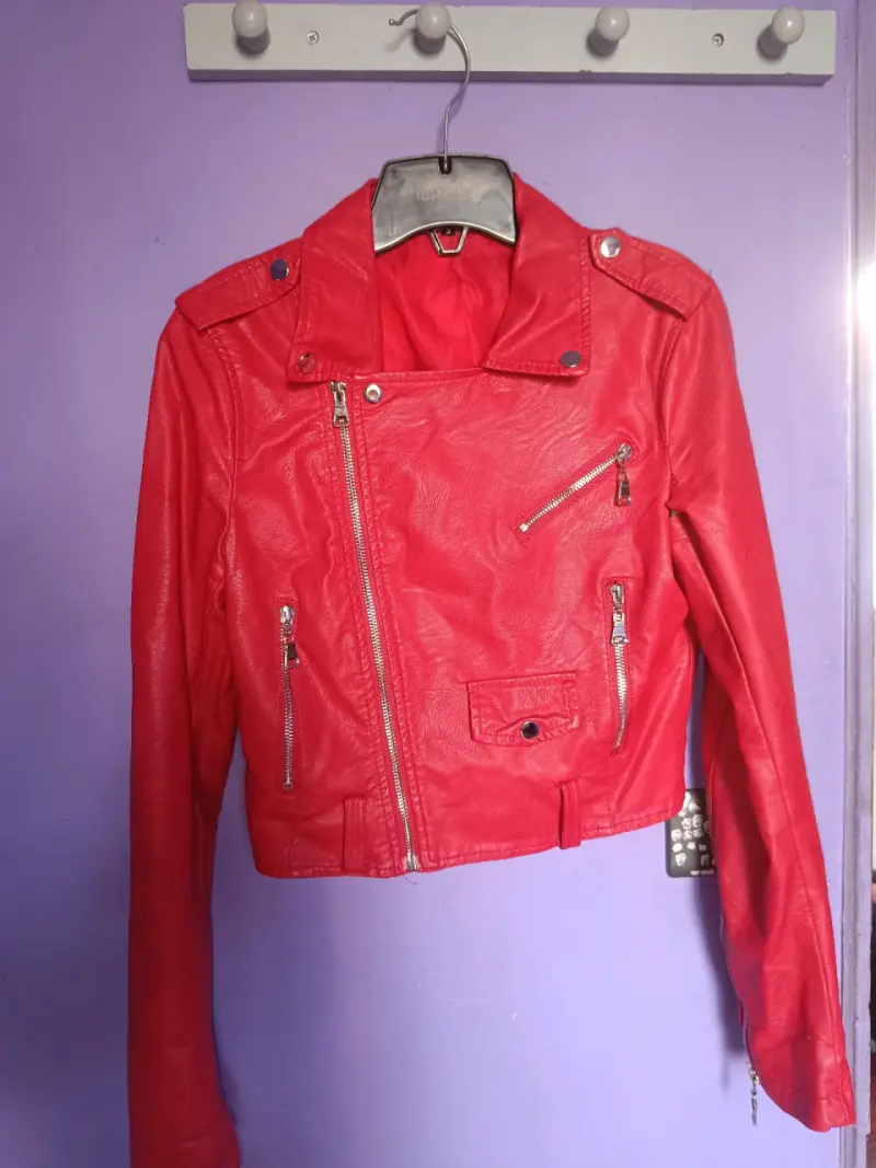 Chaqueta cuero roja de mujer talla M - 1
