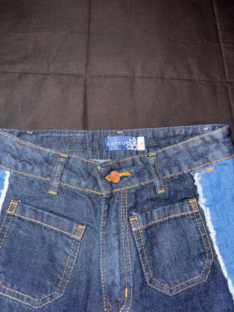 Jeans acampanados estilo patchwork - 2