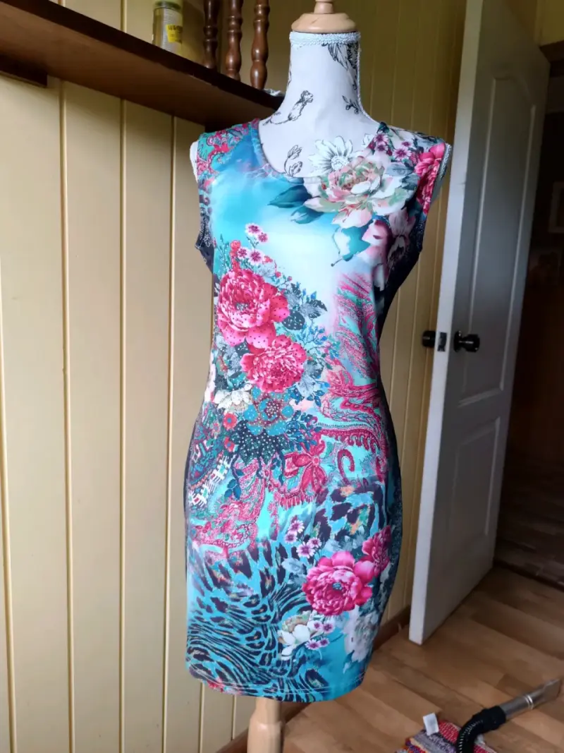 Vestido floral veraniego - 1