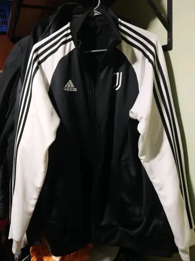 Chaqueta Adidas Juventus negro y blanco - miniatura 1