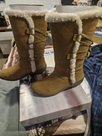 Botas de gamuza con forro de lana - miniatura 2