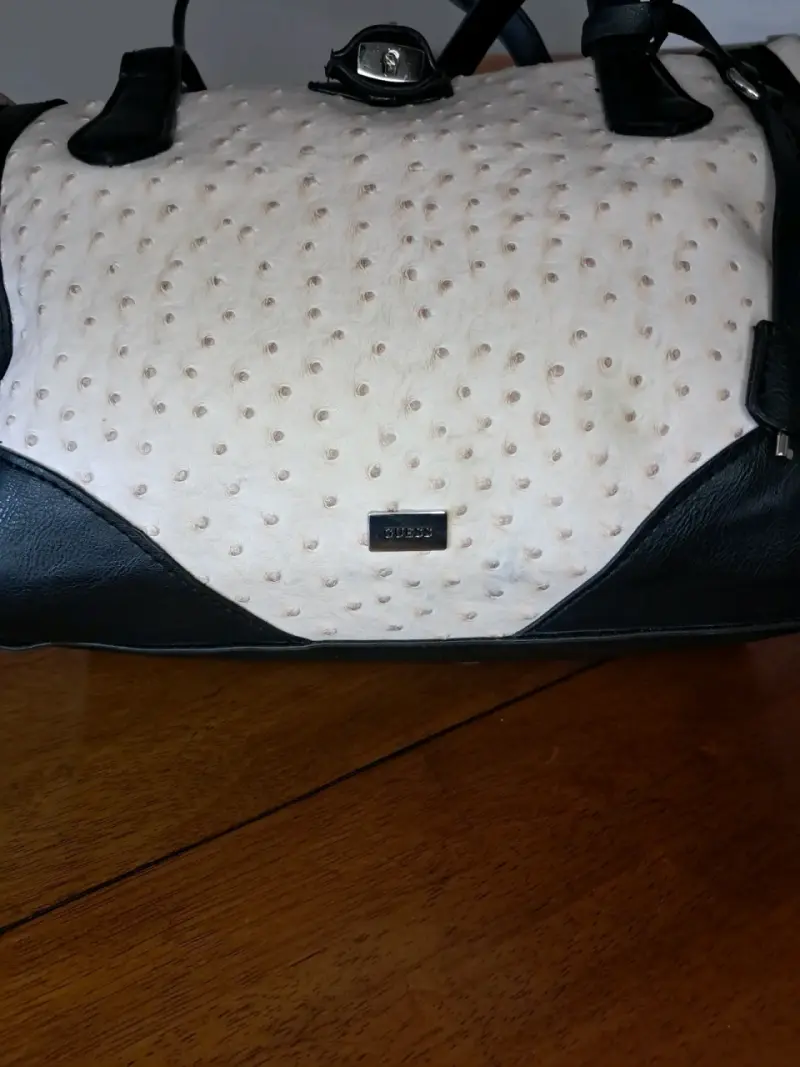 Cartera Guess - 2
