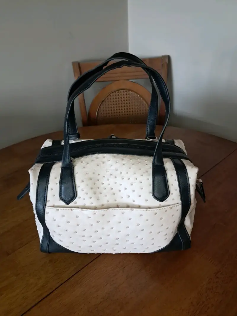 Cartera Guess - 3