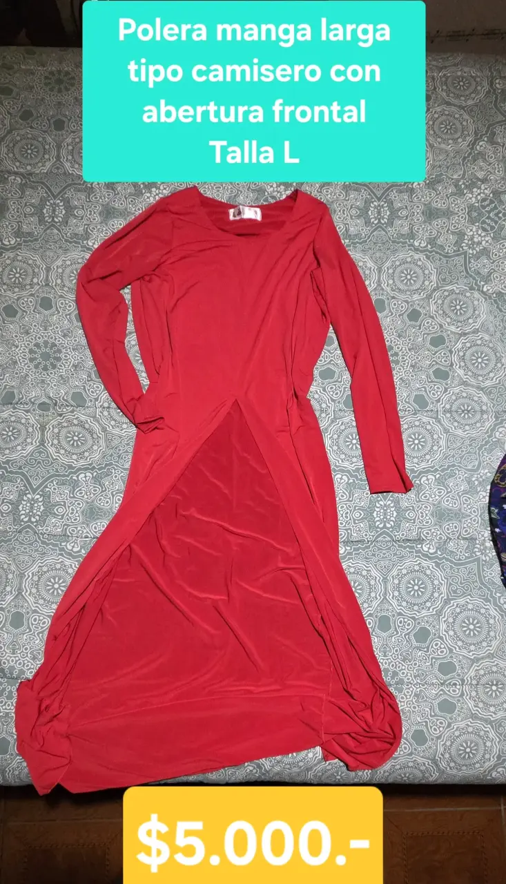 Vestido rojo con manga larga