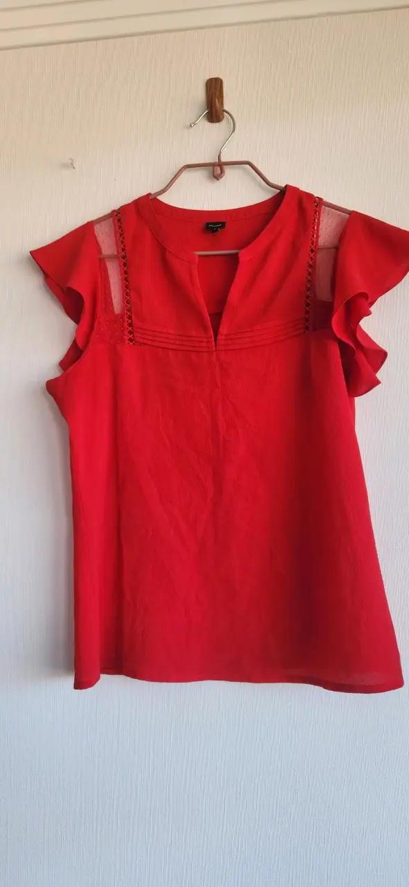Blusa roja sin mangas - 2
