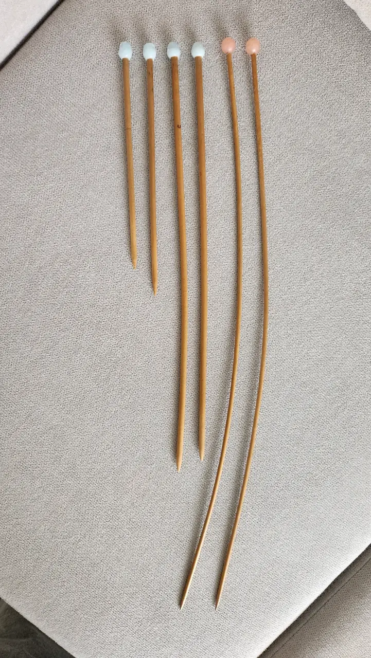 Set de palillos para tejer de madera - 2