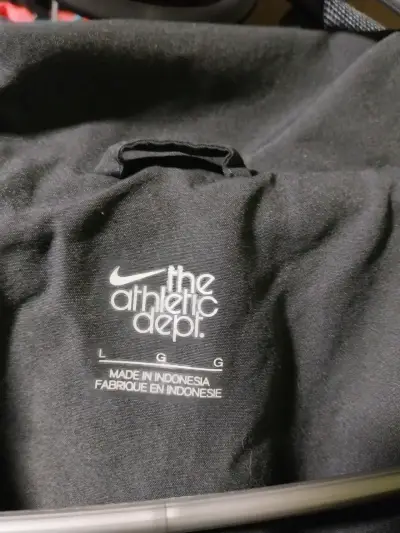 Chaqueta deportiva negra - miniatura 2