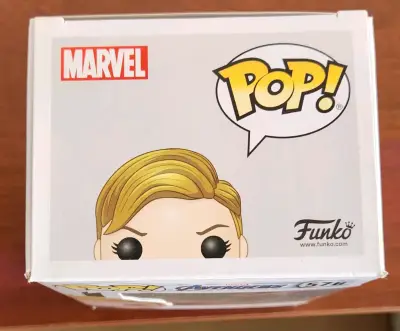 Figura Funko Pop Captain Marvel - miniatura 2