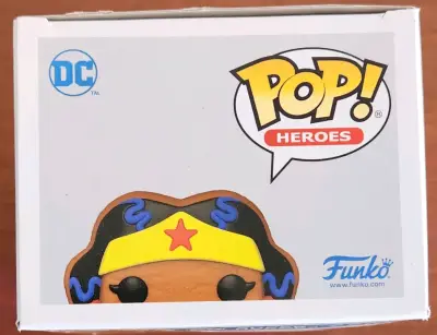 Funko Pop! Gingerbread Wonder Woman - miniatura 2