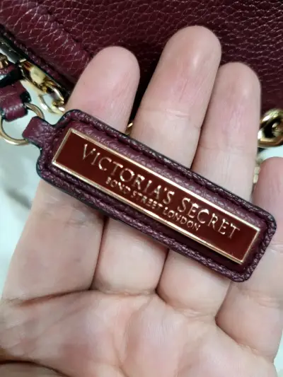 Mochila Victoria's Secret burdeo - miniatura 2