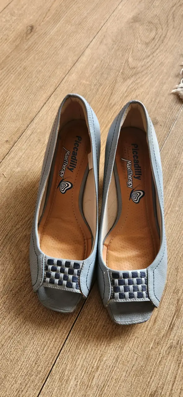 Zapatos peep toe gris Piccadilly - 2