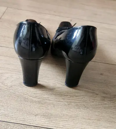 Zapatos negros con lazo - miniatura 3