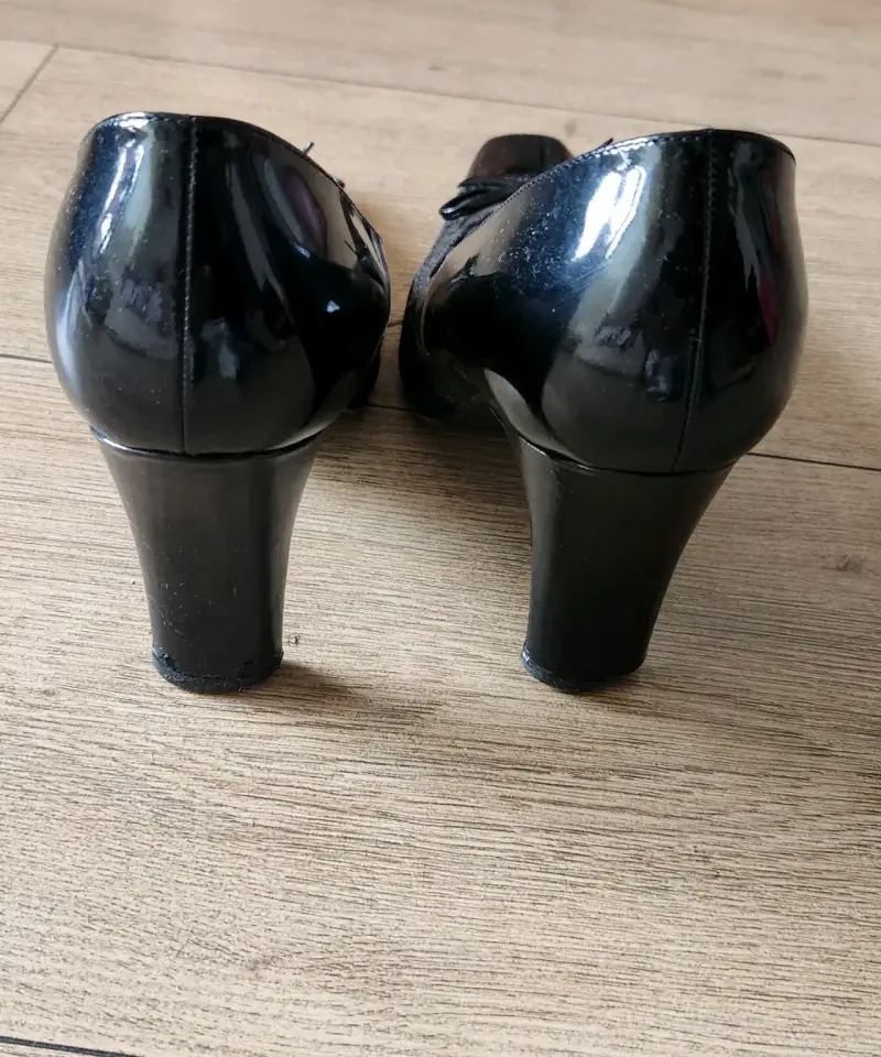 Zapatos negros con lazo - 4