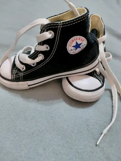Zapatillas Converse negras para niños talla 23 - miniatura 1