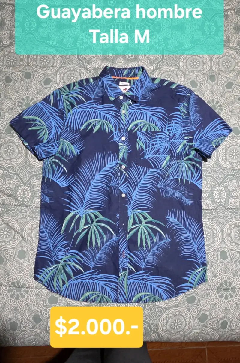 Guayabera hombre azul estampada
