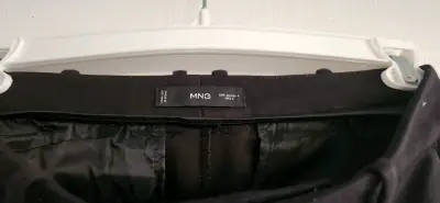 Pantalones negros de vestir Mango - miniatura 3