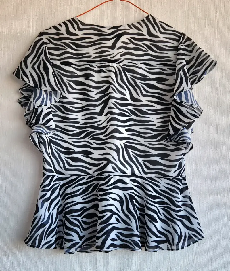 Blusa estampado cebra - 5