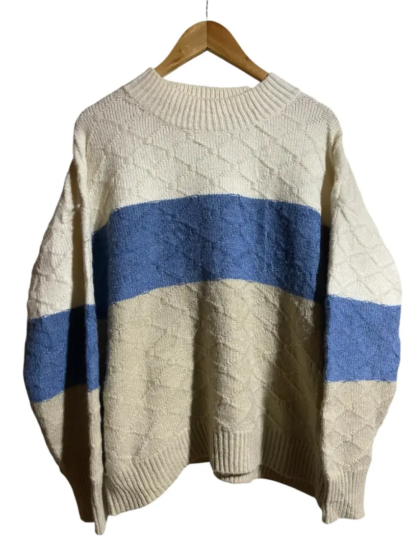 Suéter beige y azul - 1