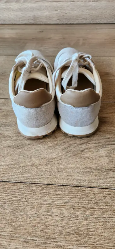Zapatillas blancas 16 horas - miniatura 3