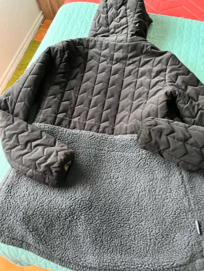 Chaqueta negra acolchada con capucha Haka Honu M - miniatura 3