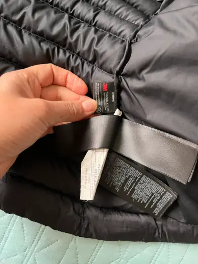 Chaqueta relleno plumas  negra Marmot talla S - miniatura 5