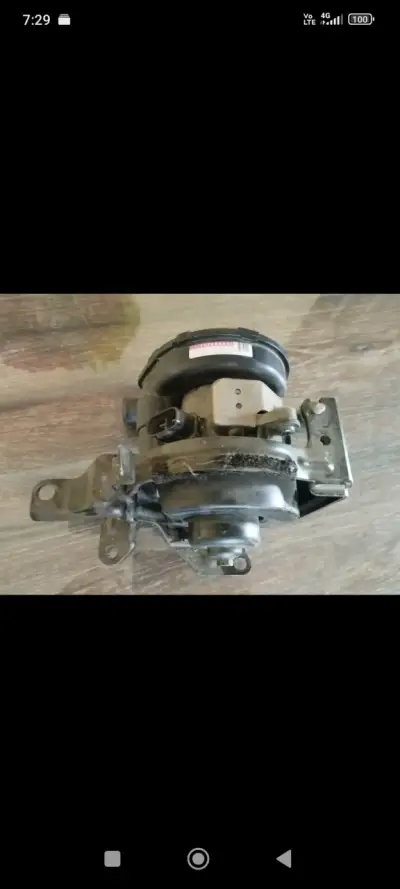 Parte automotriz Denso usada - miniatura 3