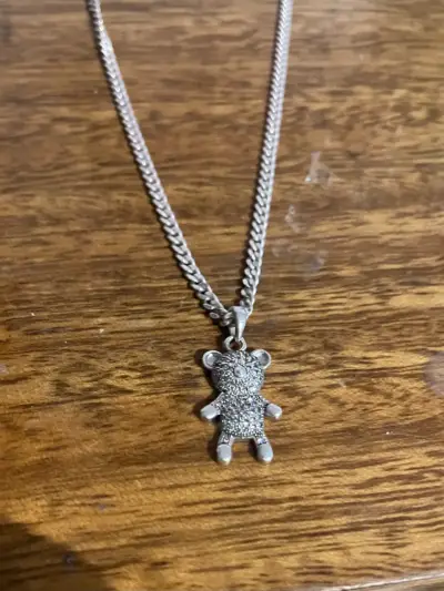 Collar con colgante de oso - miniatura 1
