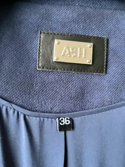 Blazer azul oscuro Ash talla S poco uso - miniatura 3