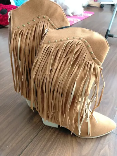 Botas camel con flecos - miniatura 1
