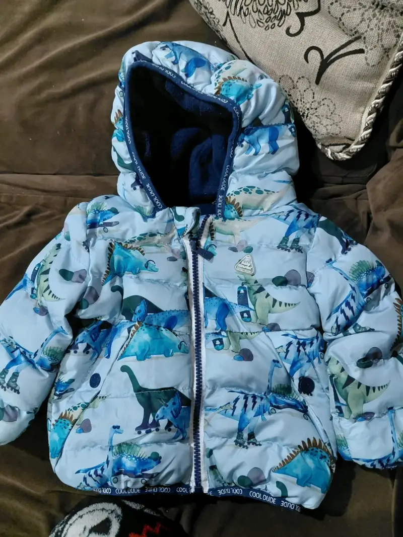 Chaqueta infantil con dinosaurios - 1