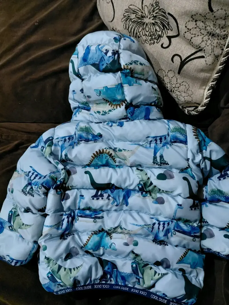 Chaqueta infantil con dinosaurios - 2