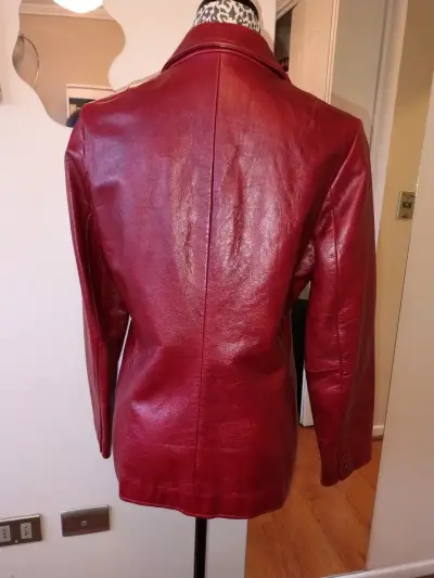 Blazer rojo de cuero - miniatura 2