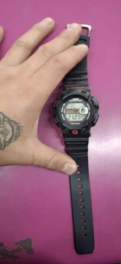 Reloj Casio G-Shock negro - miniatura 2