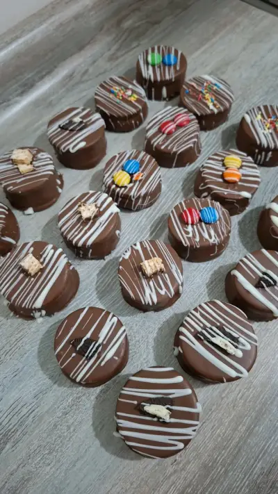 Alfajores artesanales variados - miniatura 3