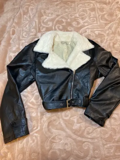 Chaqueta de cuero con forro - miniatura 1