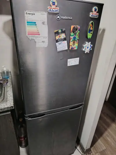 Refrigerador Mademsa dos puertas - miniatura 1