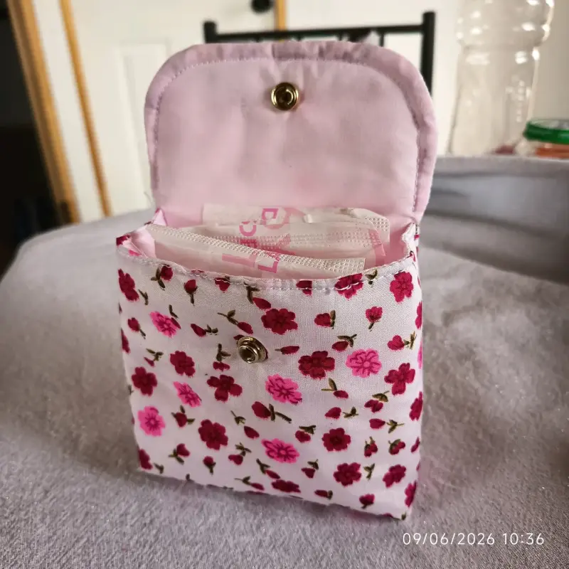 Estuche para toallas higiénicas - 3