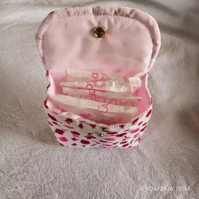 Estuche para toallas higiénicas - miniatura 4