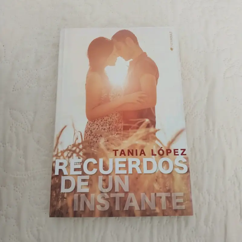 Libro 'Recuerdos de un Instante' - 1