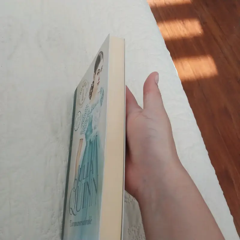 Libro Julia Quinn 'Un romance adorable' - 3