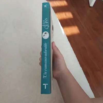 Libro Julia Quinn 'Un romance adorable' - miniatura 5