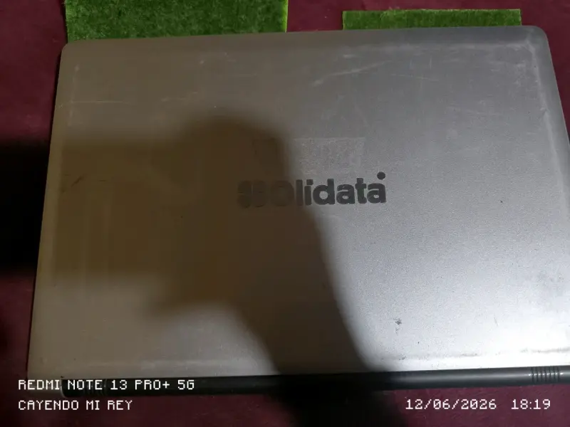 Laptop Solidata usada - 1