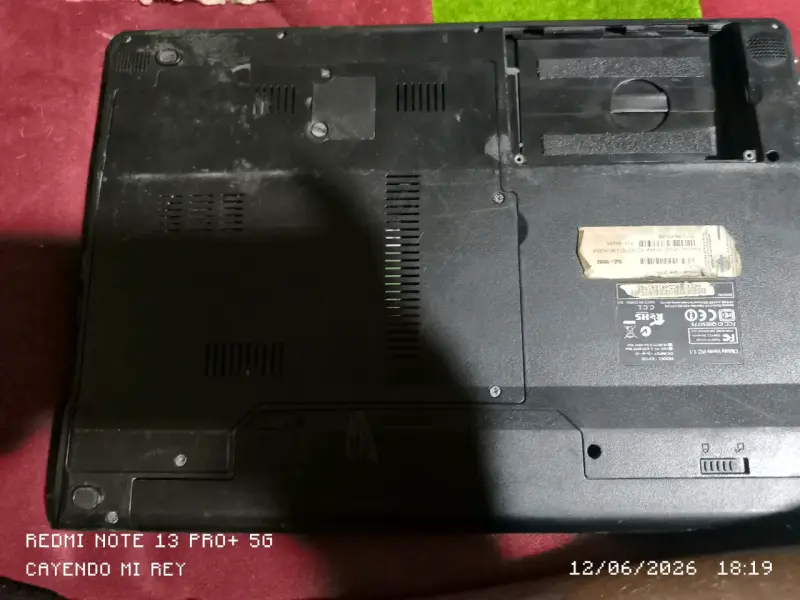 Laptop Solidata usada - 2