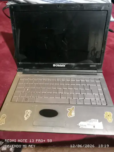 Laptop Solidata usada - miniatura 3
