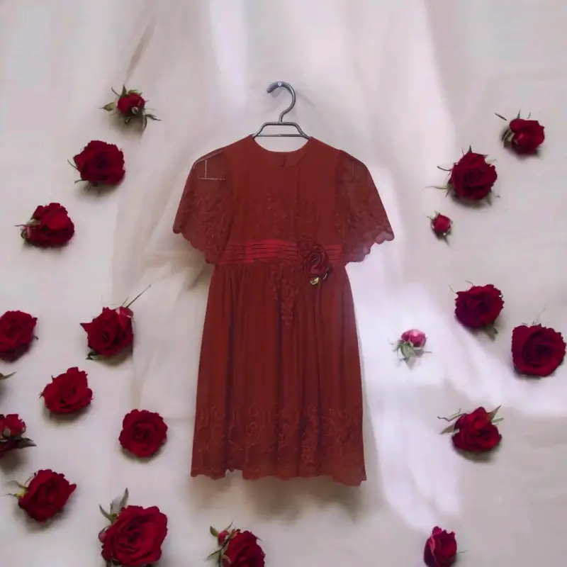 Vestido Limonada rojo con tull T10