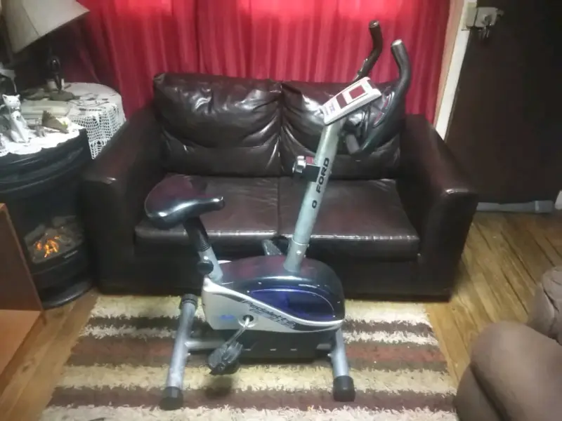 Bicicleta estática Ford - 1