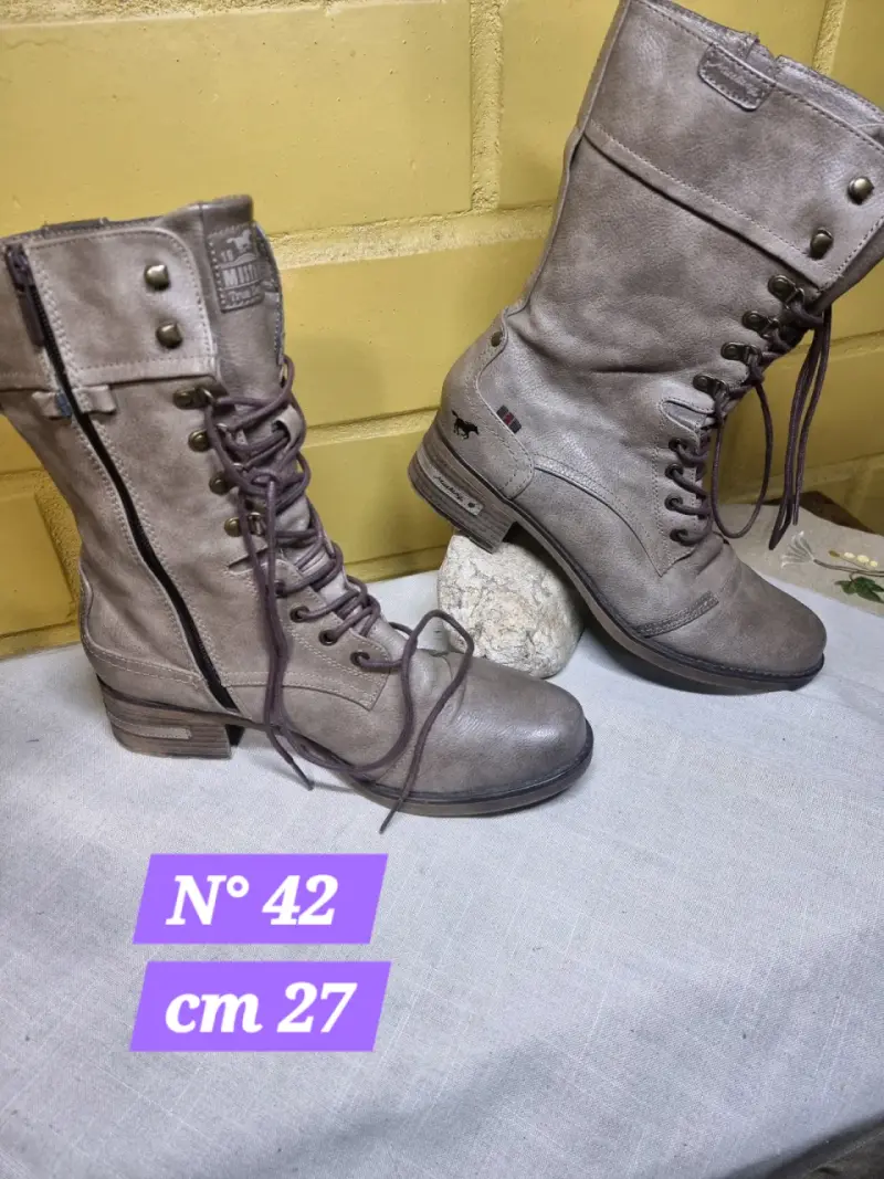 Botas gris número 42