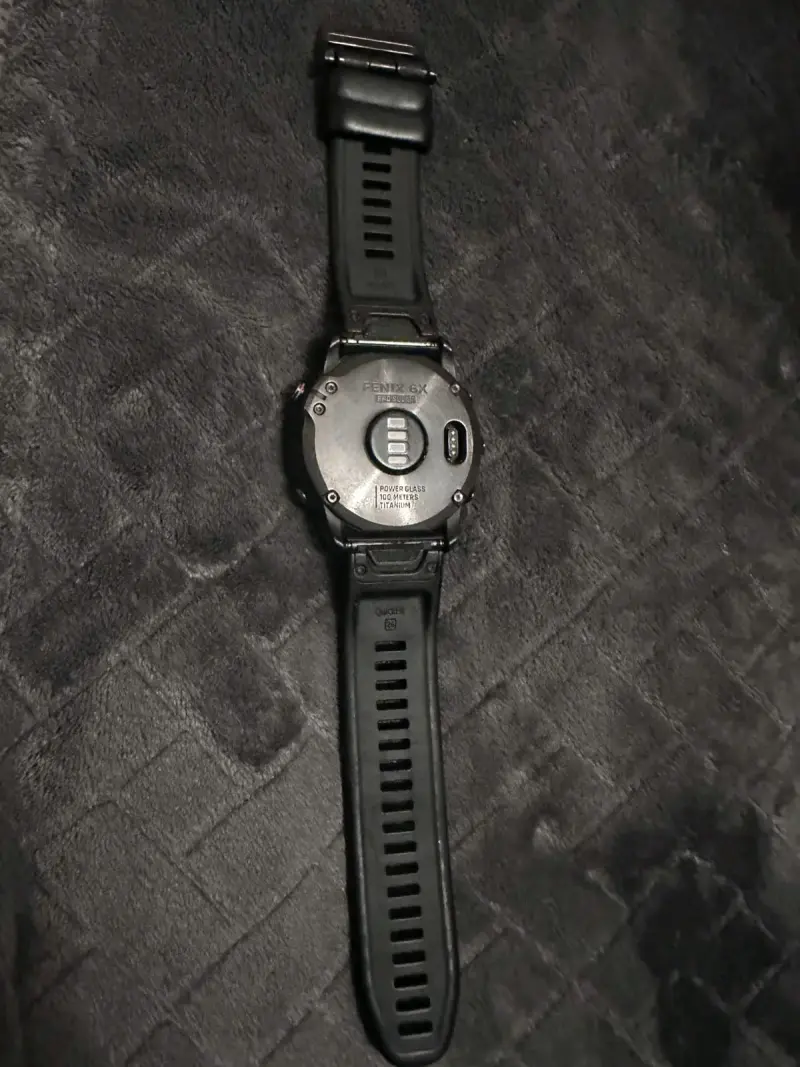 Smartwatch Garmin en caja - 4