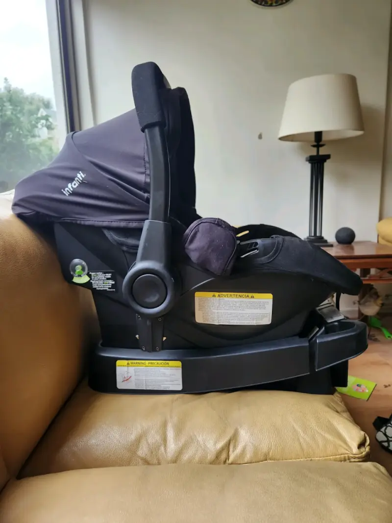 Silla de auto Infanti negra - 1