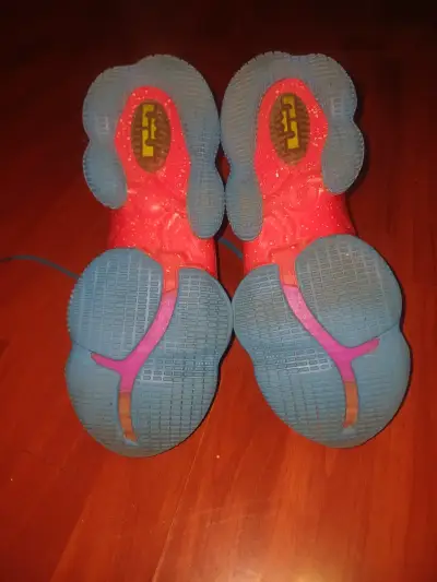 Zapatillas deportivas Lebron XIX - miniatura 2